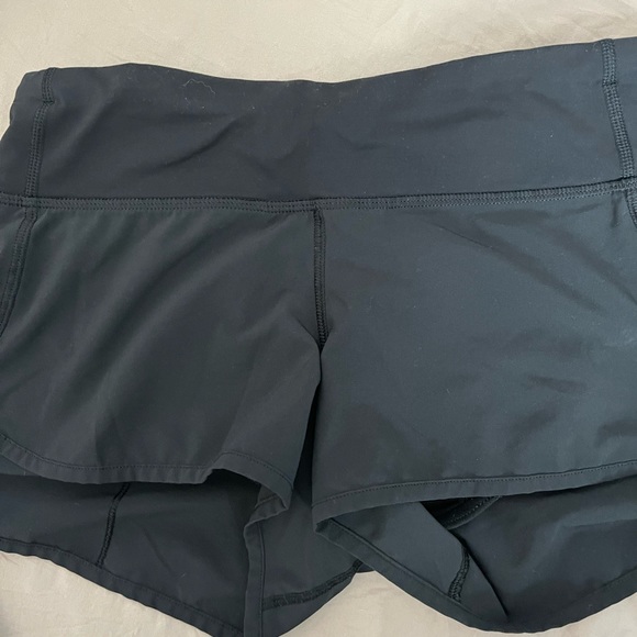 black lululemon shorts - Picture 3 of 5